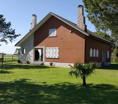 Villa in vendita a Ravenna, Zona Mandriole