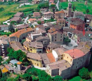 Casa indipendente in vendita a Torgiano, Frazione Brufa, Piazza del Castello 7