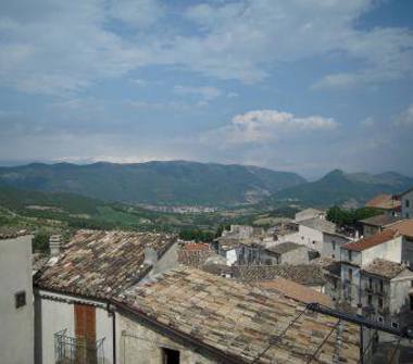 Trilocale in vendita a Secinaro (L'Aquila)