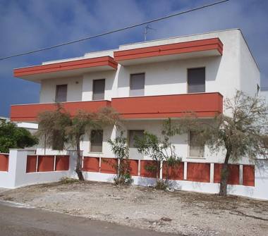 Affitto Appartamento Vacanze a Ugento, Frazione Lido Marini, Via N. Paganini 6