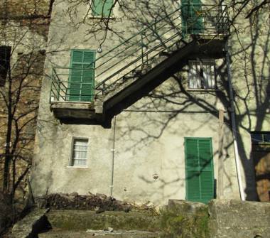 Porzione di casa in vendita a Gorreto (Genova)