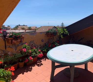 Quadrilocale in vendita a Piedimonte Etneo (Catania), Via Alfio Cassisi 27