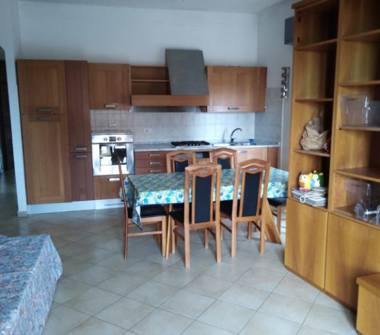 Appartamento in vendita a Vallecrosia, Frazione Piani Di Vallecrosia, Via 1° Maggio 2