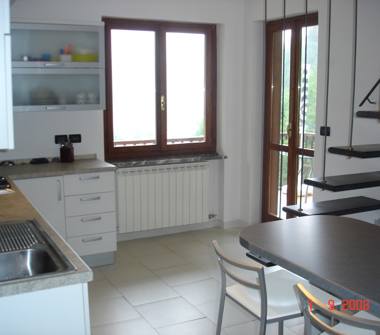 Quadrilocale in vendita a Argentera, Frazione Villaggio Primavera