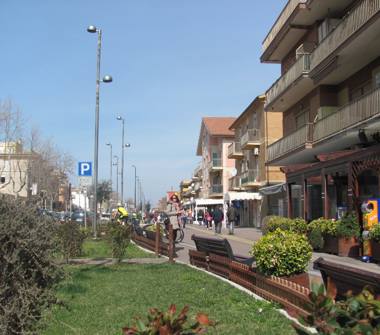 Affitto Appartamento Vacanze a Pomezia, Frazione Torvaianica, Via Germania 62