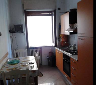 Bilocale in vendita a Salerno, Frazione Centro città