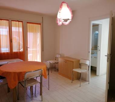 Trilocale in affitto a Comacchio, Frazione Lido Degli Estensi, Viale delle Querce 43