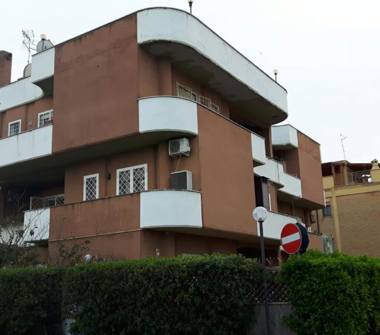 Trilocale in vendita a Ardea, Frazione Centro Regina