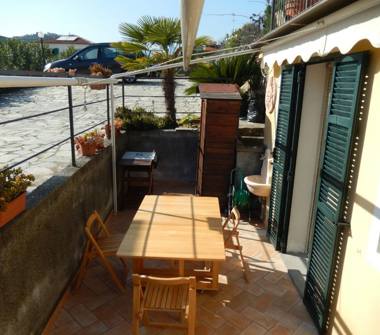 Affitto Appartamento Vacanze a Imperia (Imperia), Via Giuseppe Airenti 316