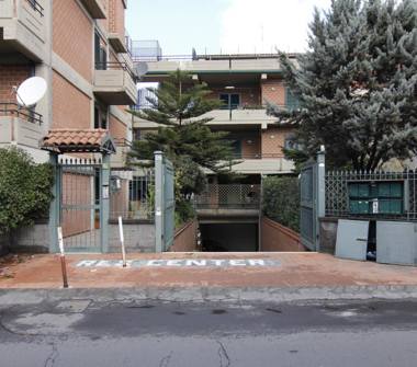 Quadrilocale in vendita a San Pietro Clarenza (Catania)