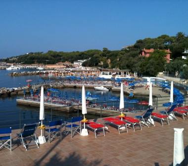 Affitto Appartamento Vacanze a Rosignano Marittimo, Frazione Castiglioncello, Via della Conchiglia 1