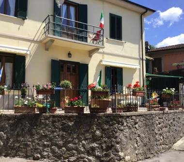 Casa indipendente in vendita a Barga (Lucca), Località Albiano 13