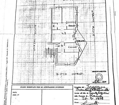 Quadrilocale in vendita a Roma, Zona Romanina, Via Edoardo Arbib 27