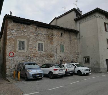 Palazzo/Stabile in vendita a Albino (Bergamo), Via Don Cristoforo Rossi 10