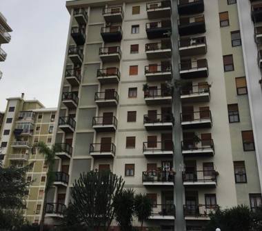 Appartamento in vendita a Palermo, Zona Uditore