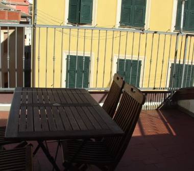 Affitto Altro Vacanze a Moneglia (Genova), Piazza Fabio Marengo 8