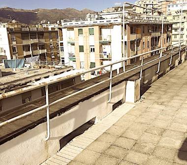 Appartamento in vendita a Genova, Zona San Fruttuoso, Via Benvenuto Cellini 30