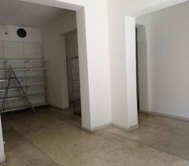 Negozio in affitto a Palermo, Zona Politeama