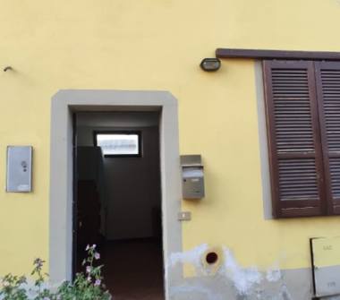 Casa indipendente in vendita a Senna Lodigiana (Lodi), Via Dante Alighieri 51