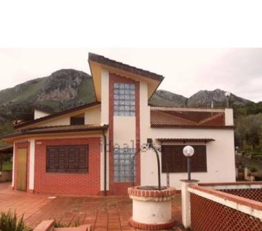 Villa in vendita a Castelbuono (Palermo)