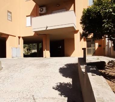 Trilocale in vendita a Sinnai (Cagliari), Via Bellavista 1