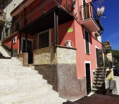 Casa indipendente in vendita a Celano (L'Aquila)