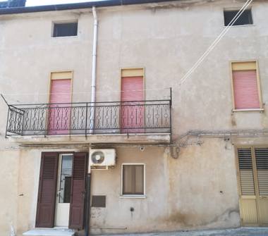 Casa indipendente in vendita a Valledolmo (Palermo), Via Tommaso Cappellino 13