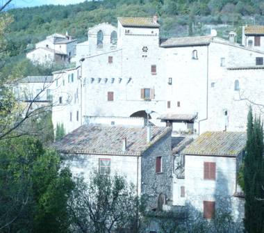Casa indipendente in vendita a Massa Martana (Perugia)