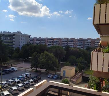 Bilocale in vendita a Roma, Zona Cinecittà, Via Giuseppe Albanese Ruffo 16