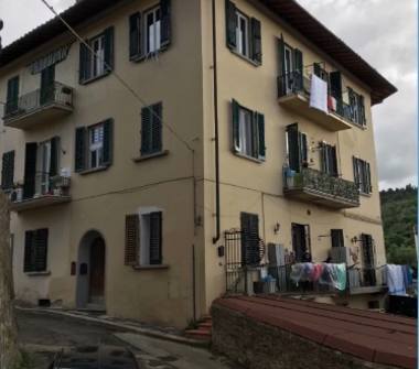 Quadrilocale in vendita a Lastra a Signa, Frazione Ponte A Signa