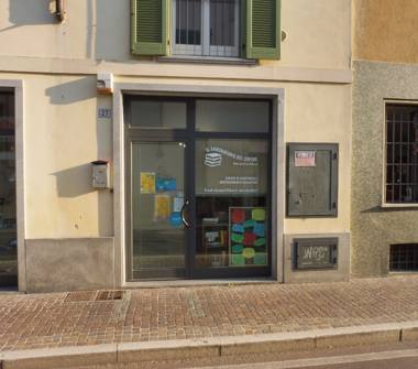 Negozio in vendita a Trezzo sull'Adda (Milano), Via Dante Alighieri 27