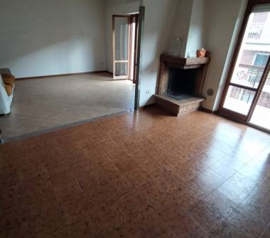 Quadrilocale in vendita a Tolentino (Macerata)