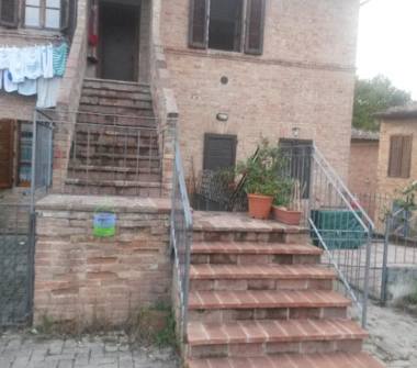 Bilocale in vendita a Siena (Siena), Via Leonida Cialfi 14