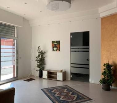 Ufficio in vendita a Castrolibero, Frazione Andreotta, Via Martiri di Melissa sn