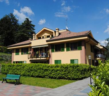 Appartamento in vendita a Viggiù (Varese), Via Santa Maria Bertilla Boscardin 7