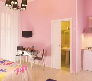 Porzione di casa in affitto a Napoli, Zona San Ferdinando, Via Speranzella 66