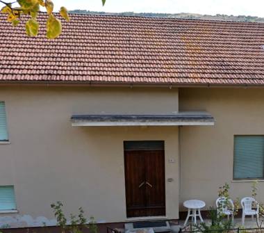 Casa indipendente in vendita a Montappone (Fermo), Via don Luigi Sturzo 14