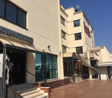 Ufficio in affitto a Roma, Zona Cesano di Roma, Via Tiburtina 1108