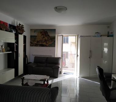 Villetta a schiera in vendita a Davoli, Frazione Davoli Marina, Via Guido Rossa 10