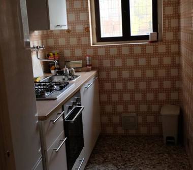 Bilocale in vendita a Como, Zona Lora