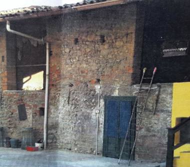 Rustico/Casale in vendita a Ponte San Pietro, Frazione Locate