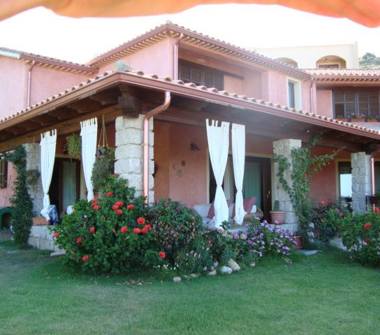 Villa in vendita a Pula, Frazione Is Molas