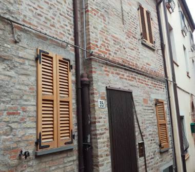 Casa indipendente in vendita a Loro Piceno (Macerata), Via Monte Grappa 35