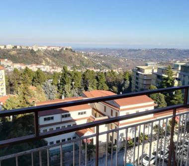 Quadrilocale in vendita a Chieti, Frazione Centro città