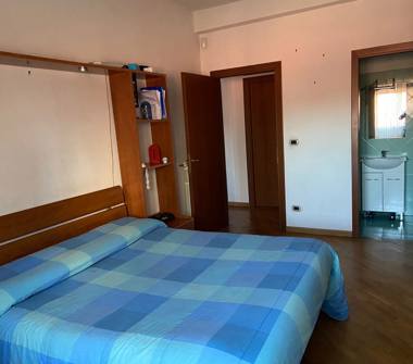 Appartamento in vendita a Roma, Zona Romanina, Viale dei Romanisti 20