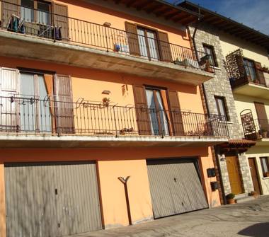 Quadrilocale in vendita a Gardone Val Trompia, Frazione Magno