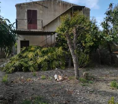Rustico/Casale in vendita a Lascari (Palermo)