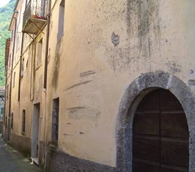 Palazzo/Stabile in vendita a Fivizzano, Frazione Monzone