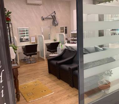 Parrucchiere in vendita a Abano Terme (Padova)