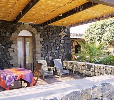 Affitto Casa Vacanze a Pantelleria, Frazione Khamma, Via Giovanni Errera 27